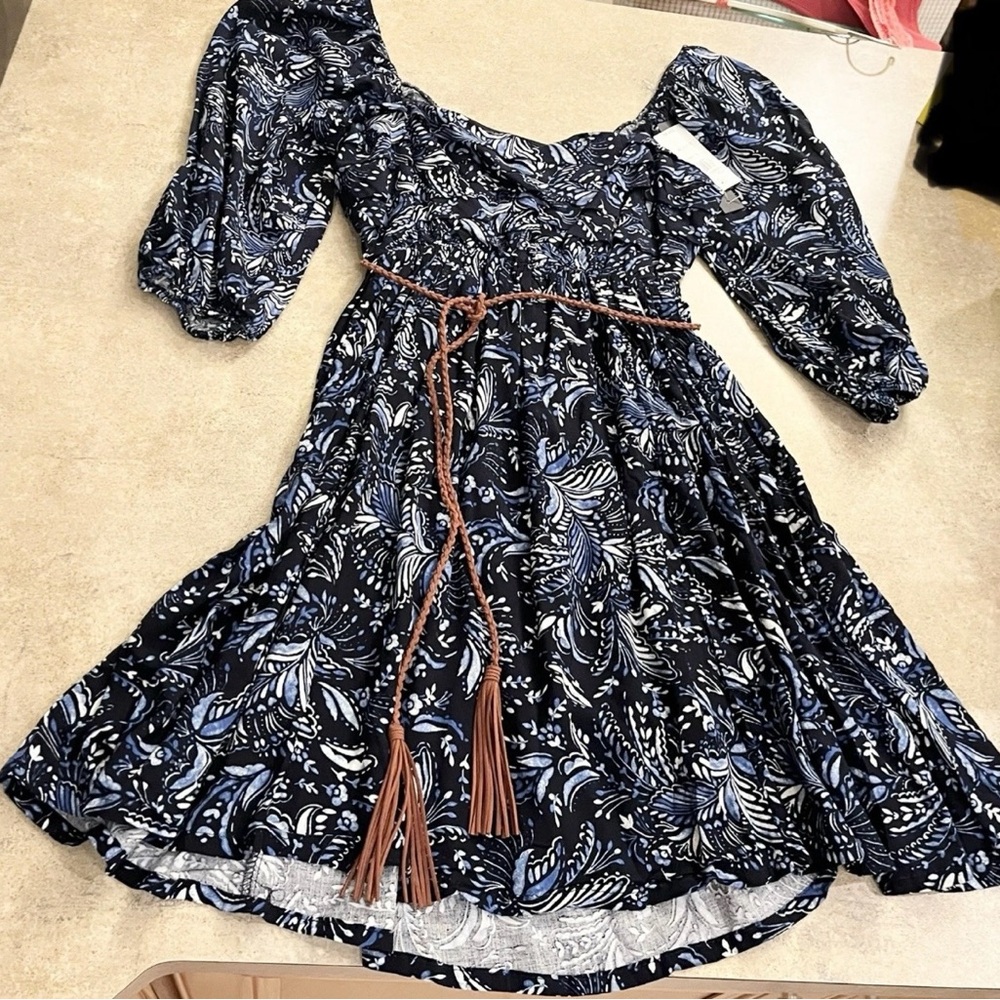 As U Wish Women's 3/4
Sleeve Mini Dress - NWT - Size Large-Blue (Belt not incl)